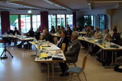 Browsing the essence of 58 Alpine projects