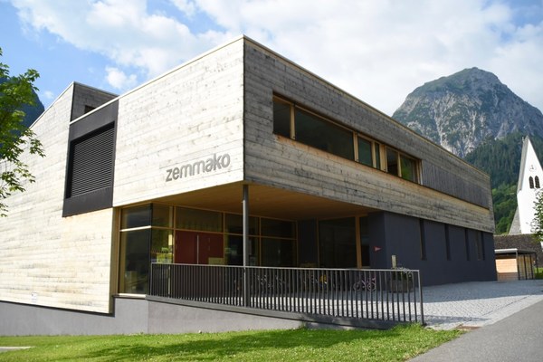 Awards for attractive, well-built constructions