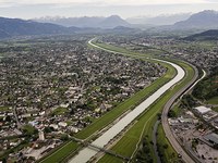 One river, numerous desires: disagreements about the Alpine Rhine