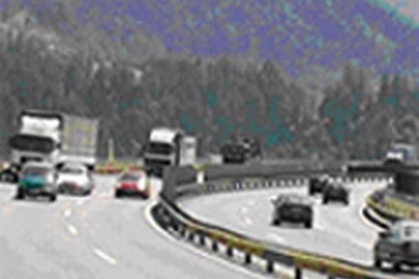 Avalanche de poids lourds au Brenner, avec ou sans tunnel ferroviaire