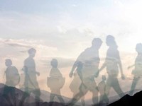 Alpenscène n° 105 - « Viens, partons ! Reste, nous arrivons ! »