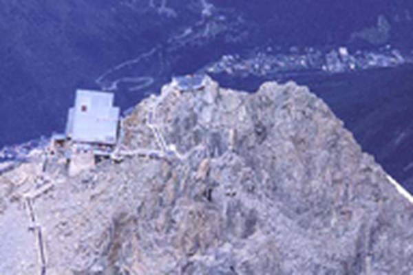 Meno sostegno allo sviluppo delle zone sciistiche sul Monte Bianco