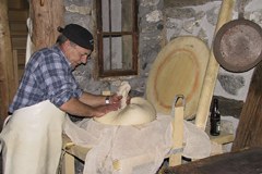 Applicare le conoscenze ed utilizzare al massimo le potenzialità locali - Posti di lavoro "verdi" e rifugi a riscaldamento solare