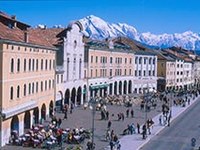 Italia: Riduzione del numero delle province, salvate quelle interamente "alpine"