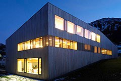 Mitigazione del cambiamento climatico: la Svizzera indice un concorso di architettura alpina