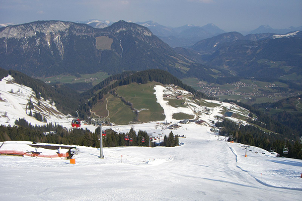 Le Alpi perdono la neve