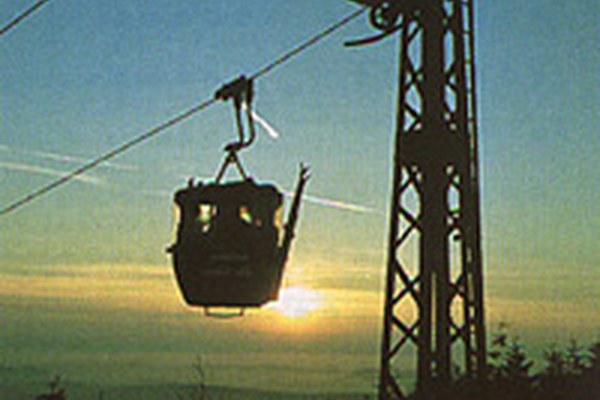 Javna sredstva rešujejo žičnice in smučišča