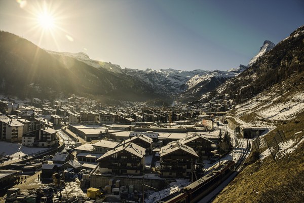 Zagotoviti cenovno dostopnost primarnih stanovanj