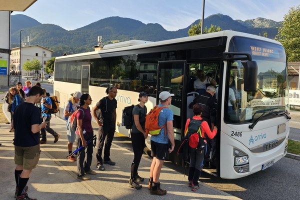 Z JPP do dolin in peš do višin