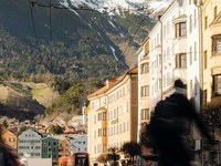 Alpe na odru št. 110 - Alpe – kraj srečanja